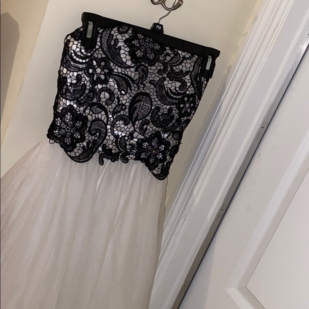 Black and White Prom dress Super cute 🥰